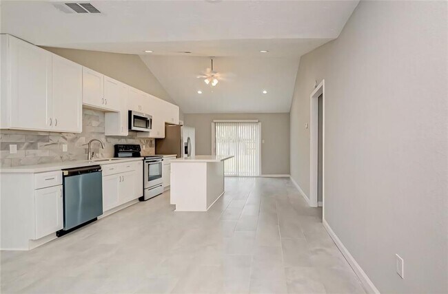 Building Photo - 5138 Danfield Dr