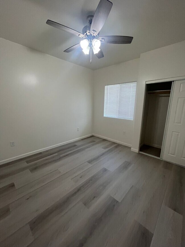 Building Photo - Newly Remodeled Home! MUST SEE!