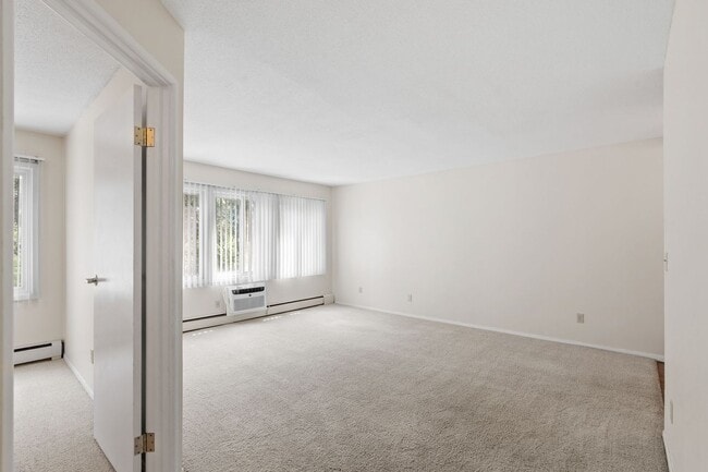 Interior Photo - Greenway Commons