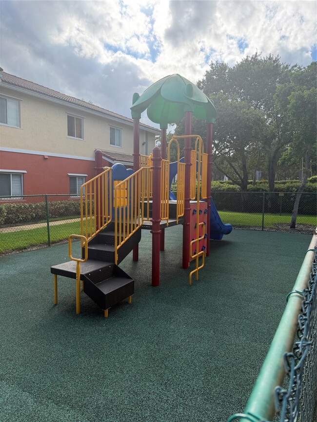 Building Photo - 3340 Palomino Dr