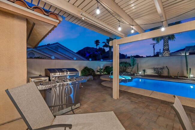 Building Photo - 53720 Avenida Carranza