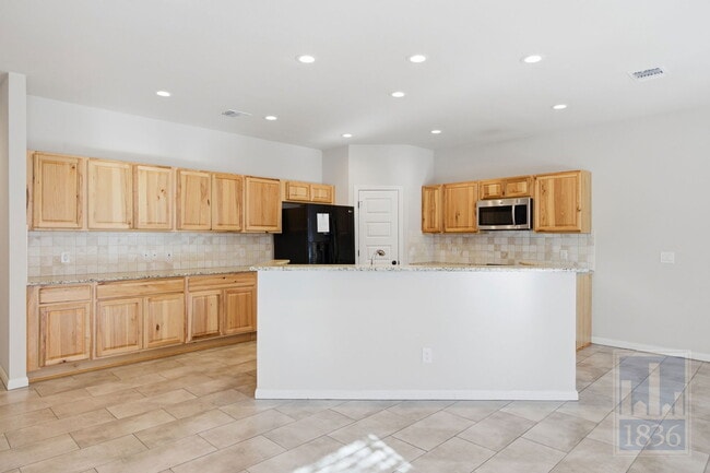 Building Photo - 14605 Running Deer Trail