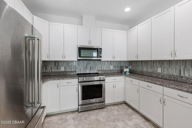 Building Photo - 621 Beach Bum Blvd