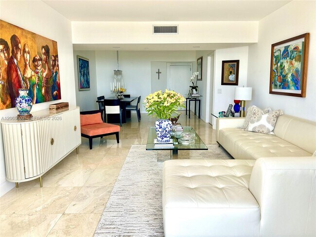 Building Photo - 21055 Yacht Club Dr