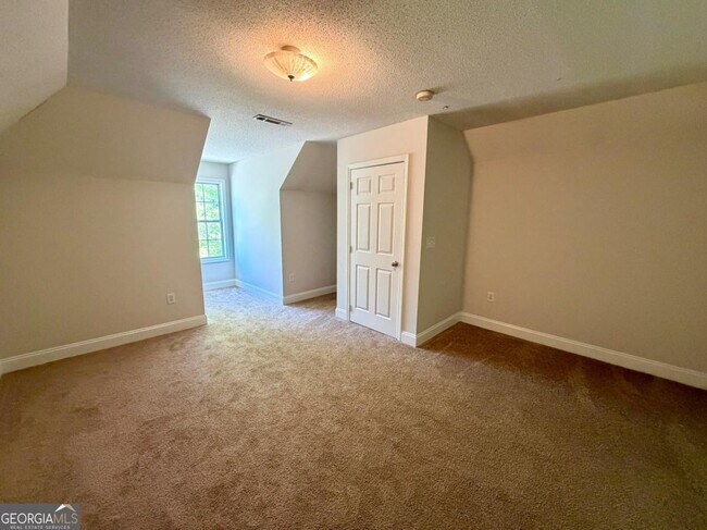 Building Photo - 344 McKibben Dr