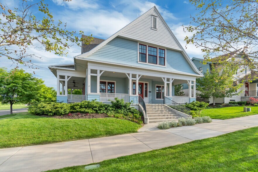 Building Photo - 4801 W Dock St