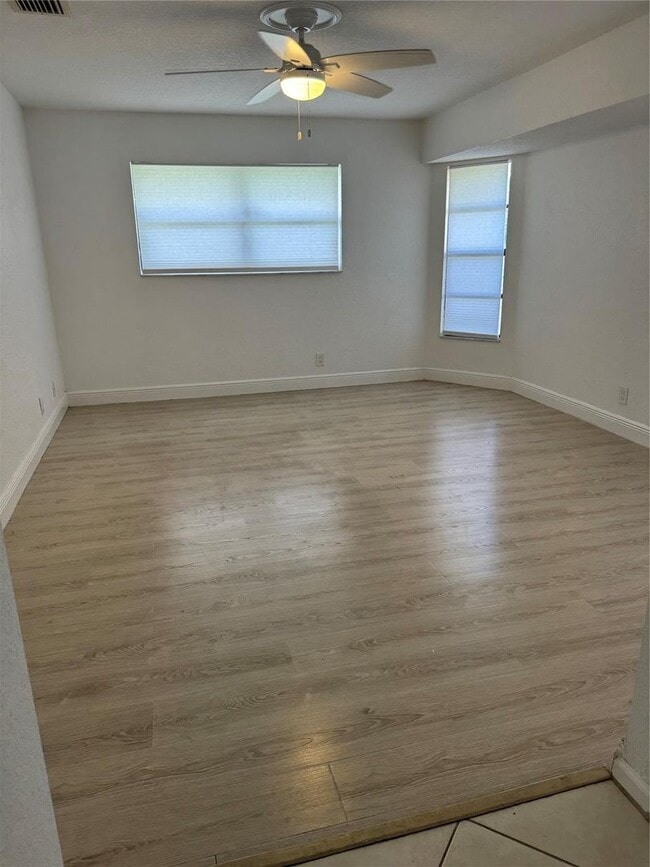 Building Photo - 10630 NW 2nd Pl