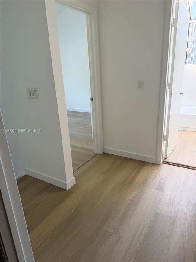 Building Photo - 1808 Runners Way