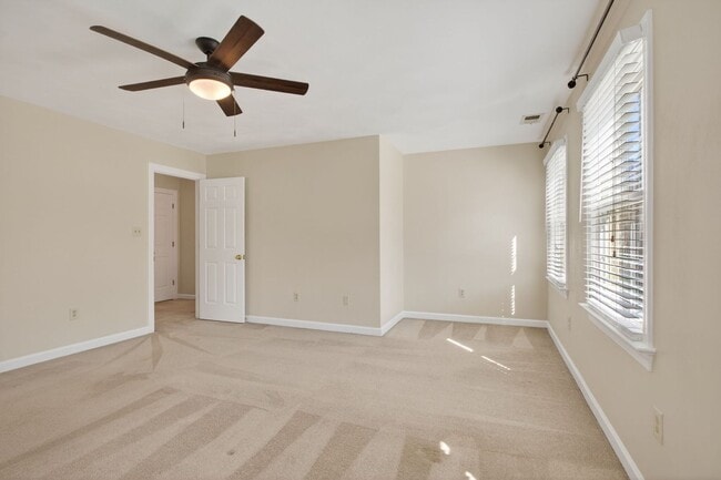 Building Photo - 5 Bed, 2.5 Bath Home in the Heart of Red Mill Farms