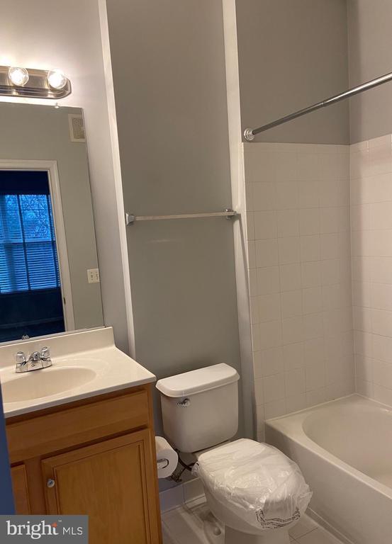 Building Photo - 20375 Belmont Park Terrace