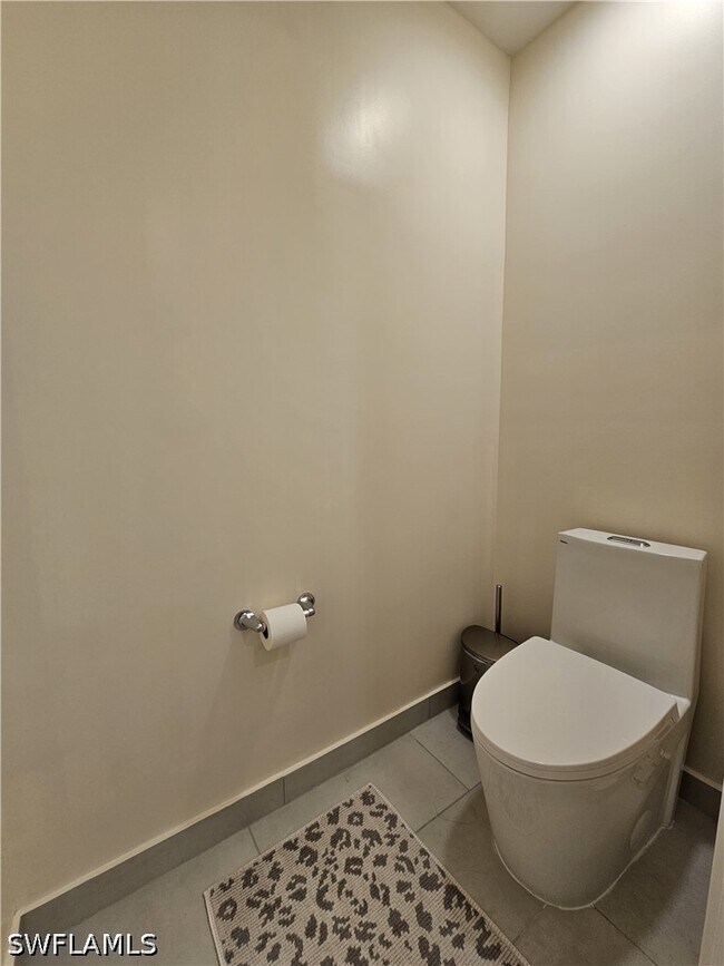 Building Photo - 26589-610 Rosewood Pointe Dr