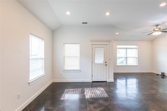 Building Photo - 273 Martis Way