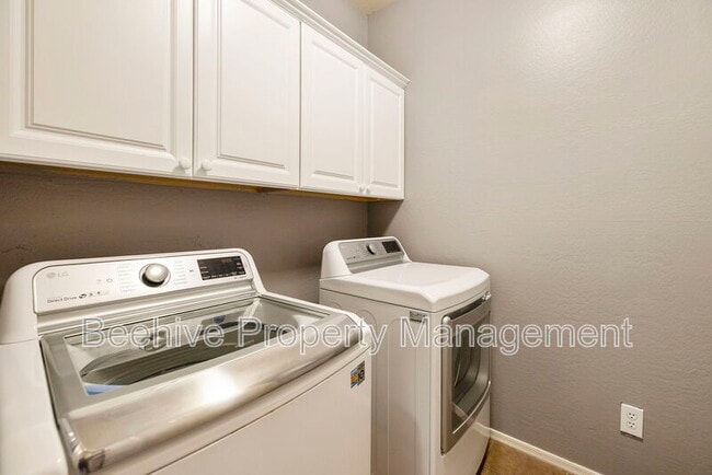 Building Photo - 2314 W Jake Haven