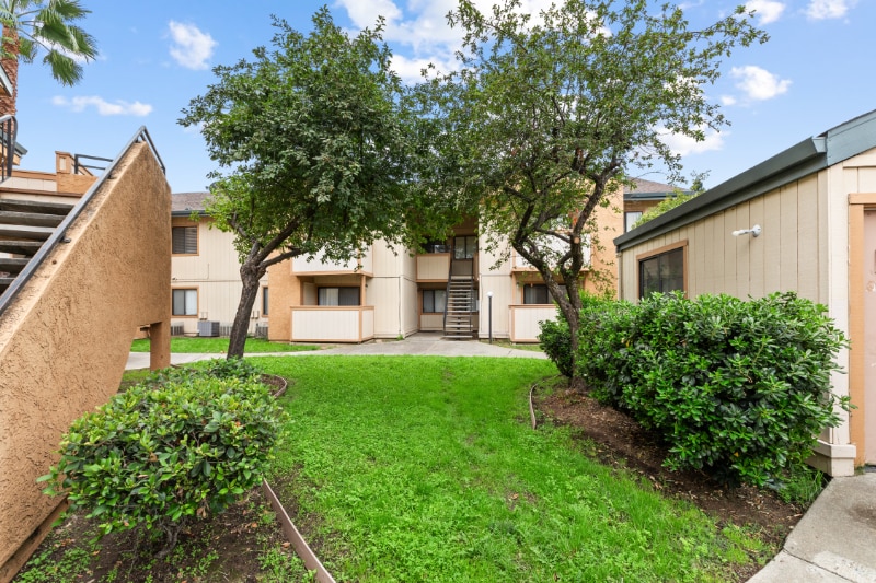 Building Photo - 3859 Annadale Ln