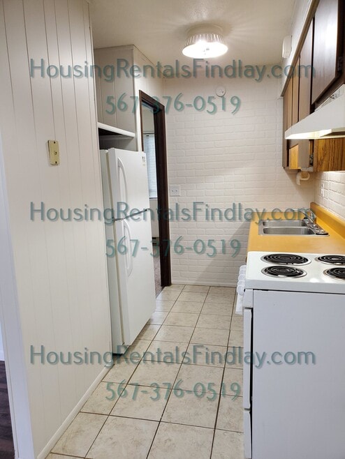 Building Photo - 501 N Blanchard St