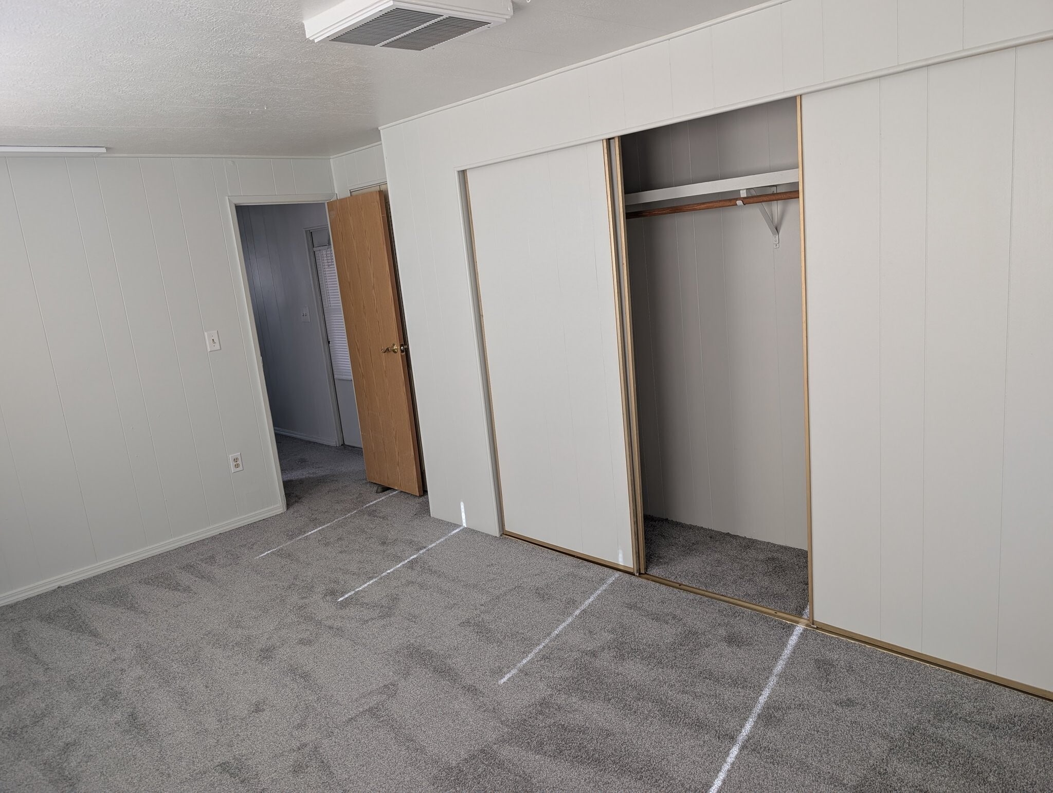 Building Photo - 1620 Landmark Ave