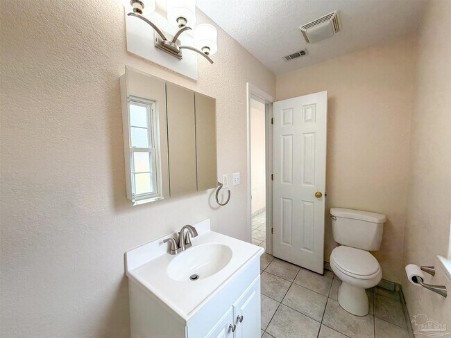 Building Photo - 3915 Potosi Rd