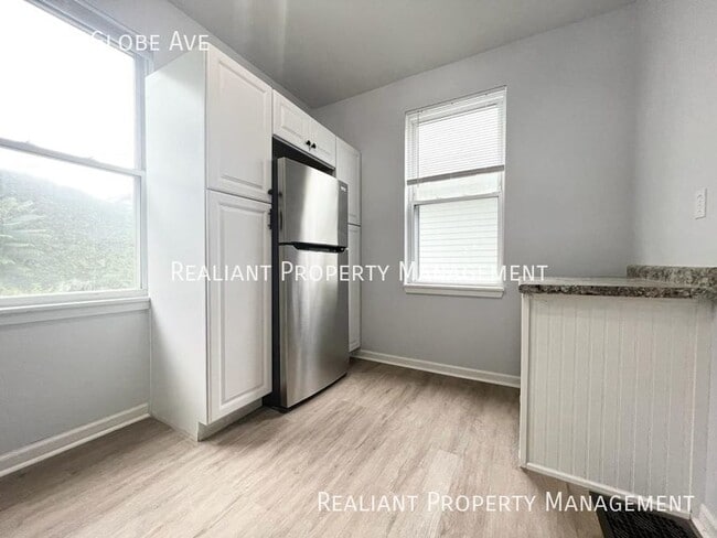 Building Photo - 5135 Globe Ave