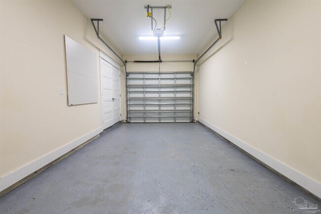 Building Photo - 340 Bluefish Dr