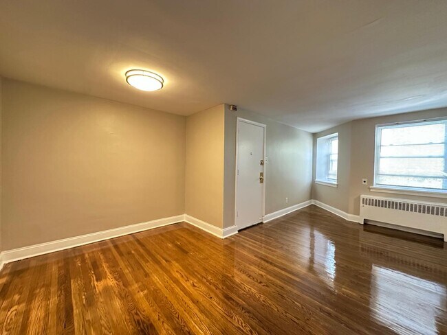 Building Photo - 6780 Blakemore St