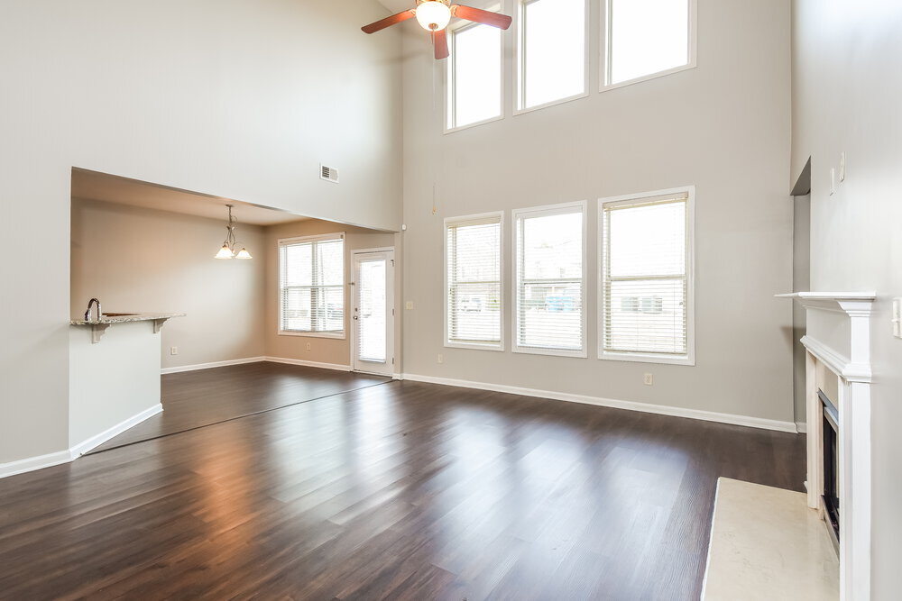 Building Photo - 192 Moorland Way NE