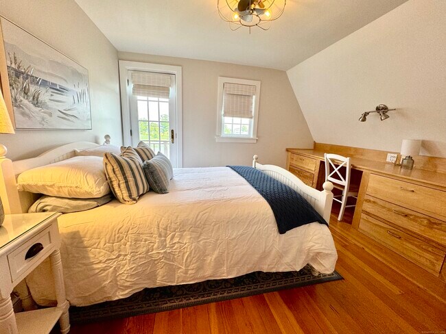 Building Photo - 179 Prospect Ave