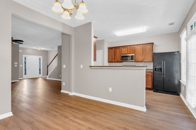 Building Photo - 5313 Paramount View Way NE