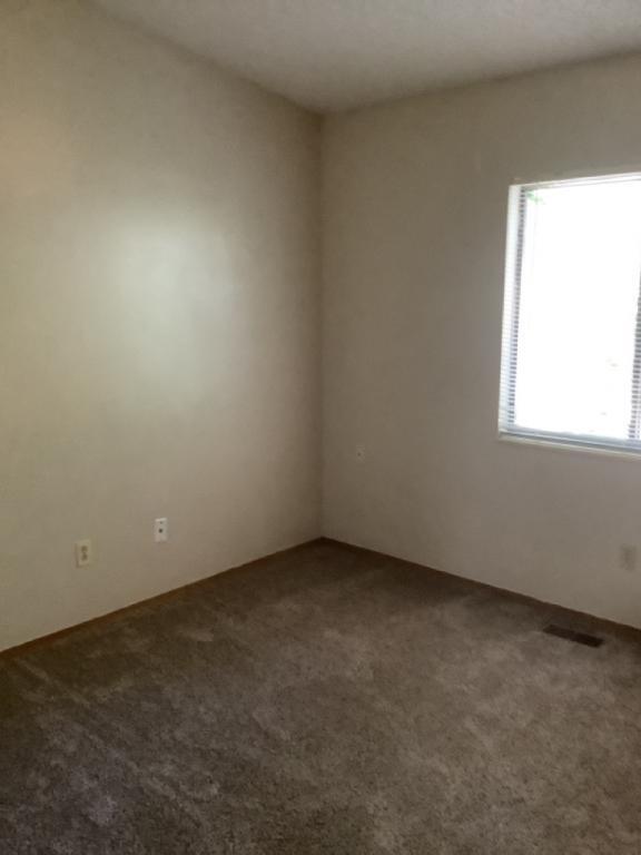 Building Photo - 5709 Hermit Pass Dr