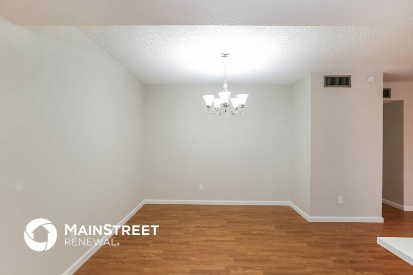 Building Photo - 2807 N 45th Dr