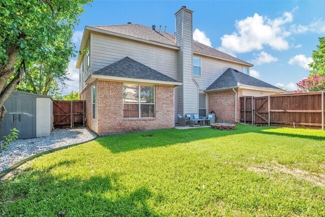 Building Photo - 2904 Champlin Ct