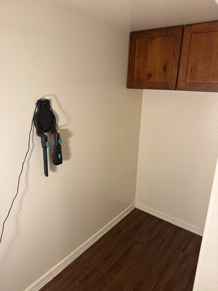 Building Photo - 17237 W Ashley Dr