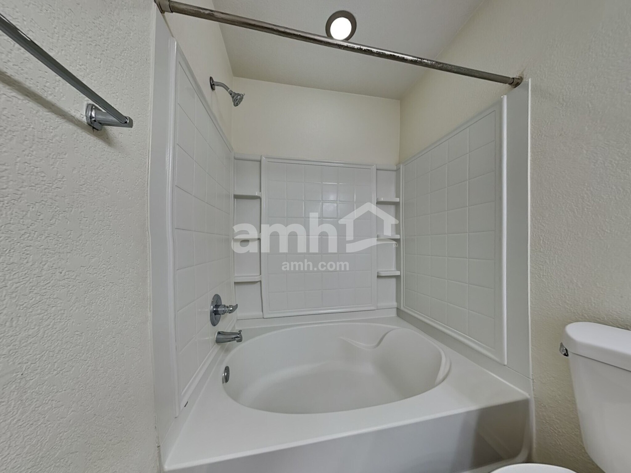 Building Photo - 10453 E Haymarket St