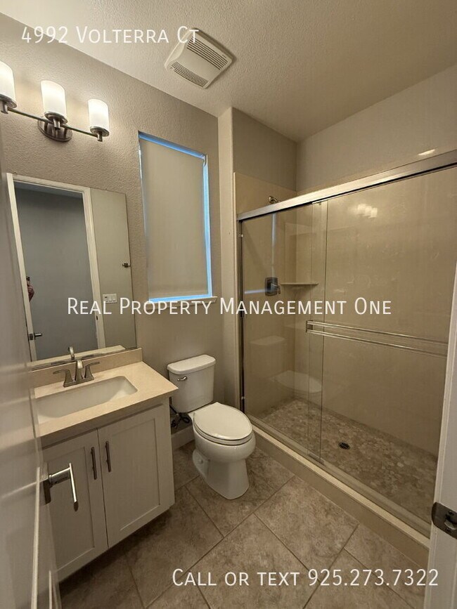 Building Photo - 4992 Volterra Ct