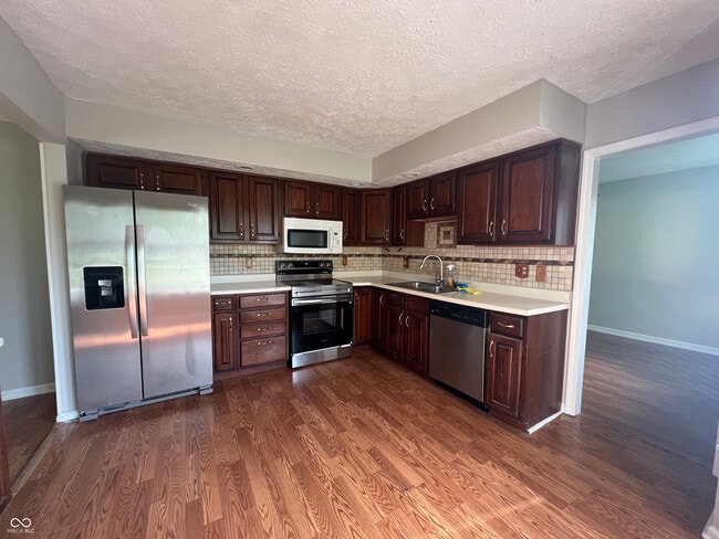 Building Photo - 11718 Pompano Dr