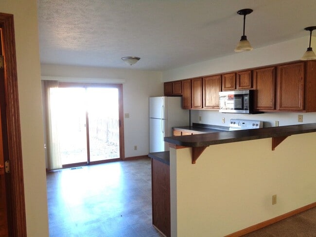 Building Photo - 5428 W Redberry Ln