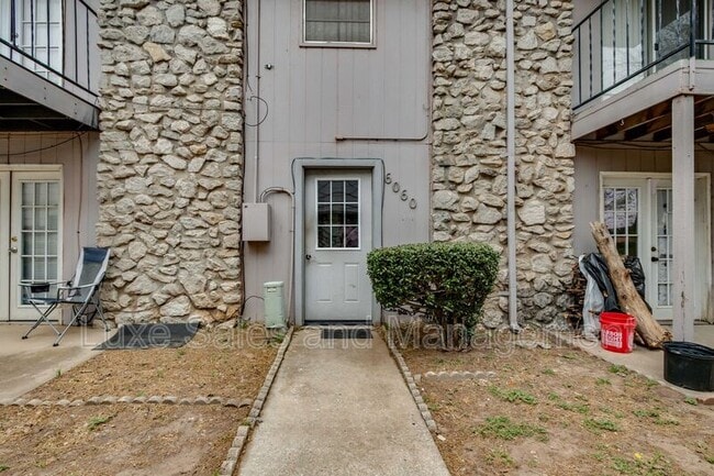 Building Photo - 6060 NW Expressway