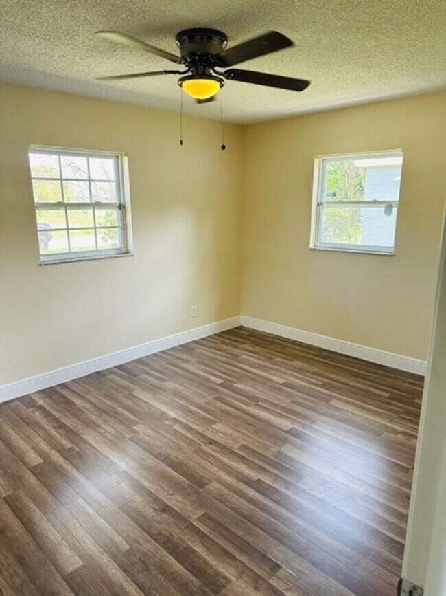 Building Photo - Renovated Seminole Single Family Home!!!