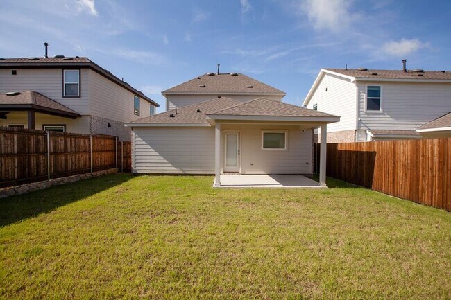 Building Photo - 514 Weller Rd