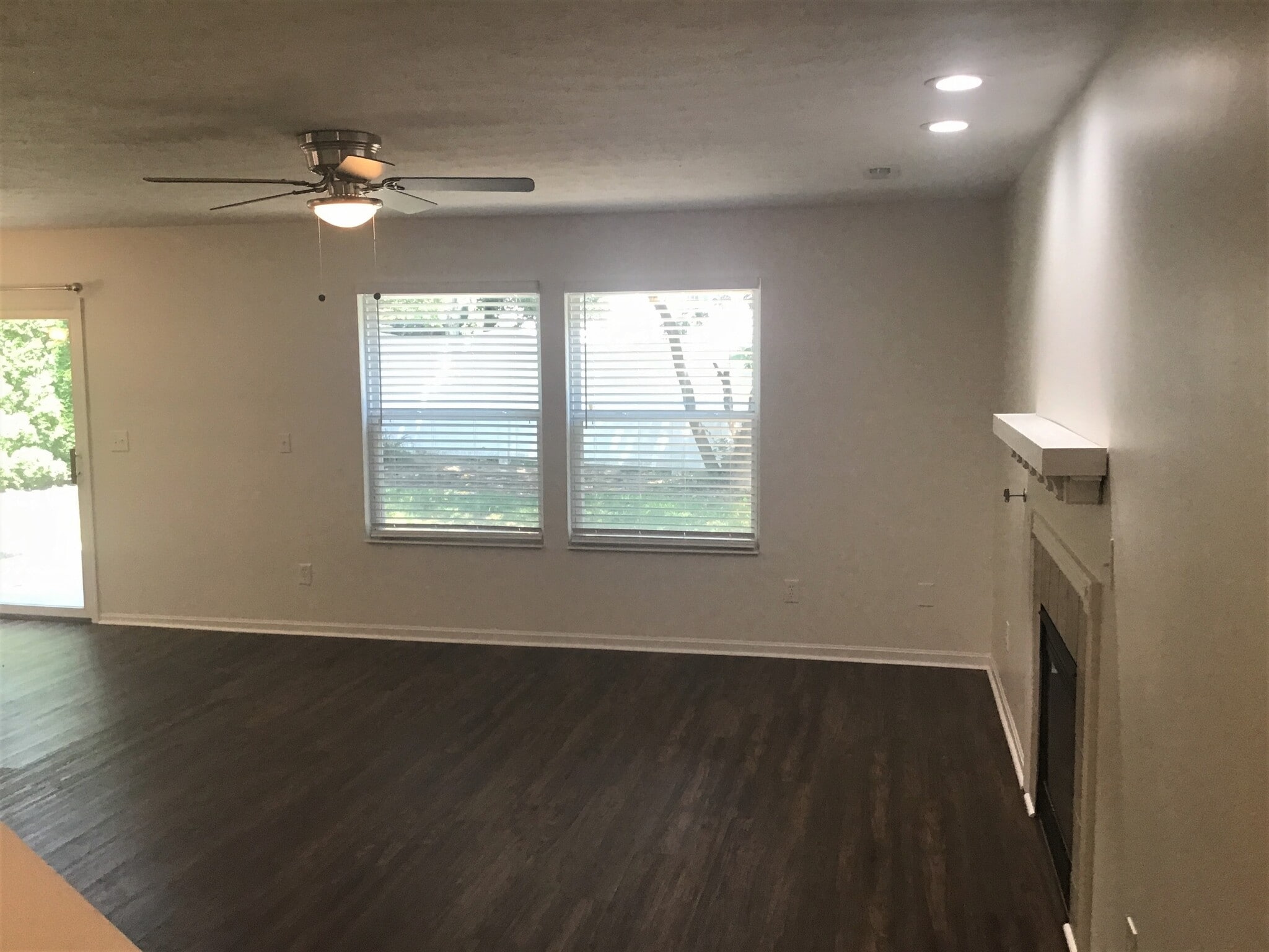 Building Photo - 3096 Stony Hollow Ct