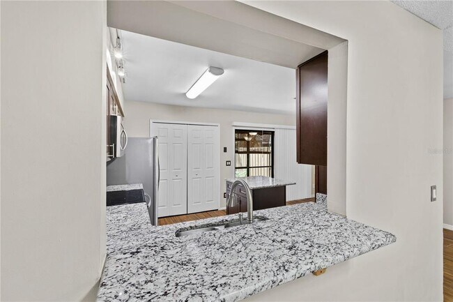 Building Photo - 2941 Lowell Ct