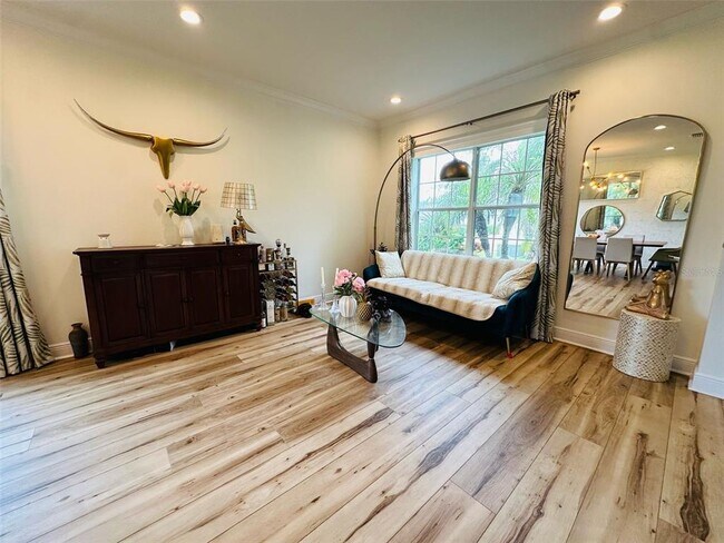 Building Photo - 12051 Forest Park Cir