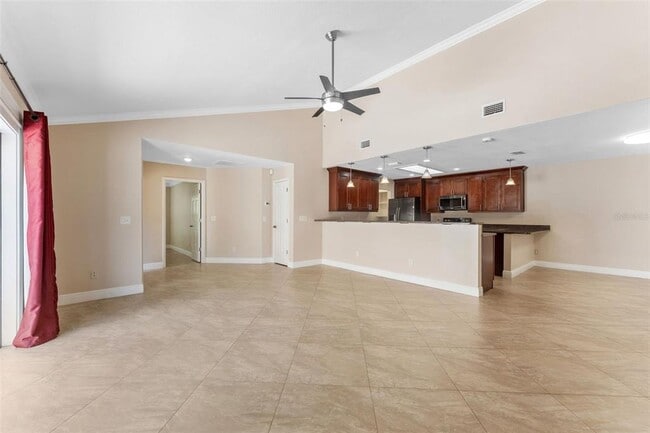 Building Photo - 13721 Lazy Oak Dr
