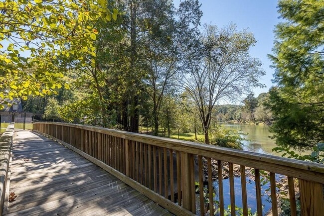 Building Photo - 200 River Vista Drive