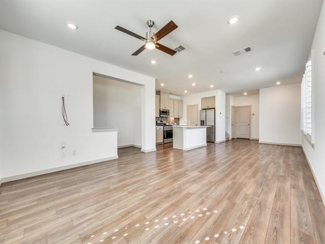 Building Photo - 673 Vista Oaks Rd