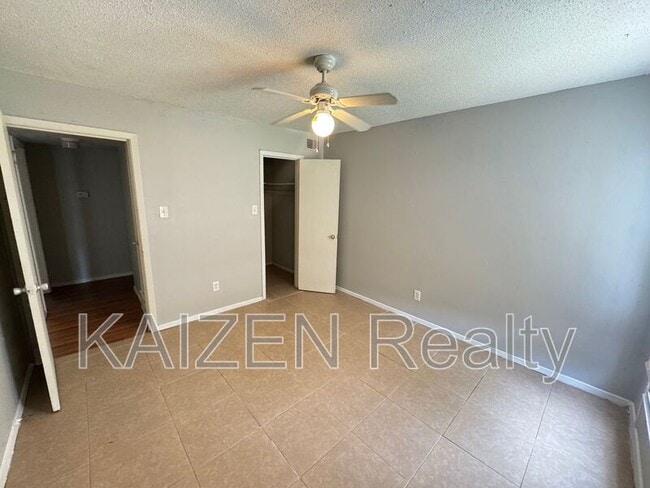 Building Photo - 151 N Belvedere Blvd