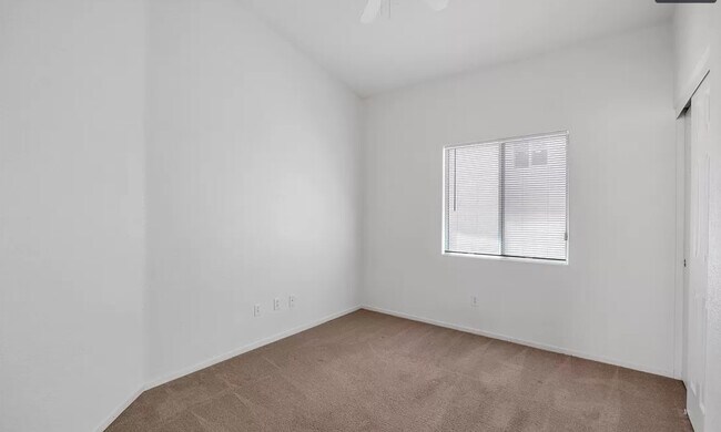 Building Photo - 2924 Riarosa Ct
