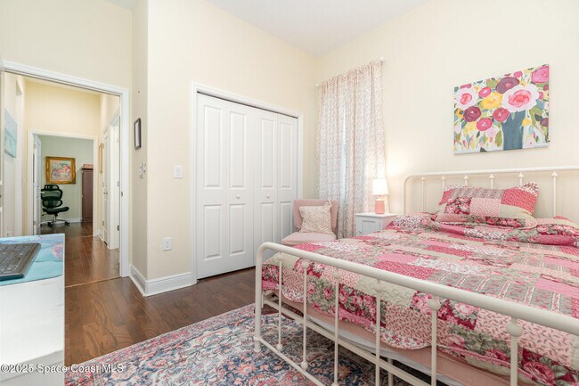 Building Photo - 2829 Avalonia Dr