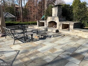 Building Photo - 9049 Holly Leaf Ln