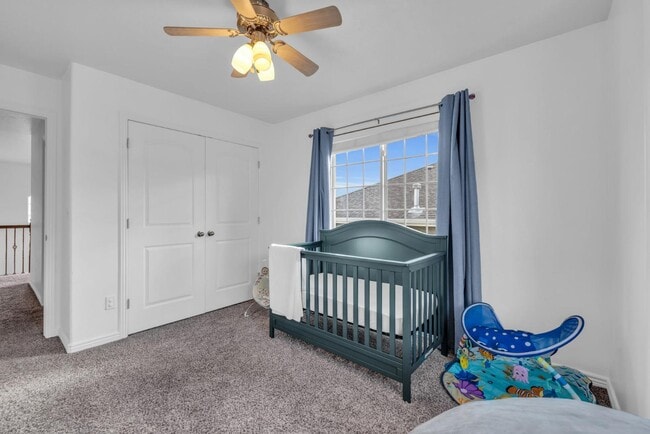 Building Photo - 1503 N August Dr