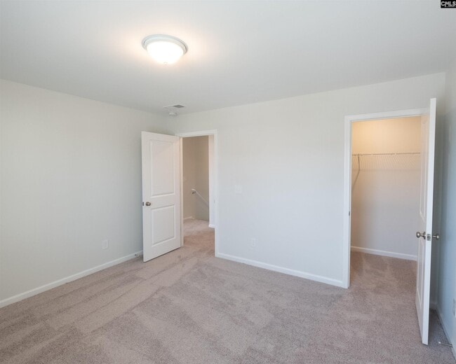 Building Photo - 708 S Long Star Wy